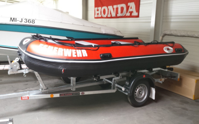 Rettungsboot RTB 1 DIN 14961:2013-04 mit Gabelheck - FNW - Feuerwehrservice